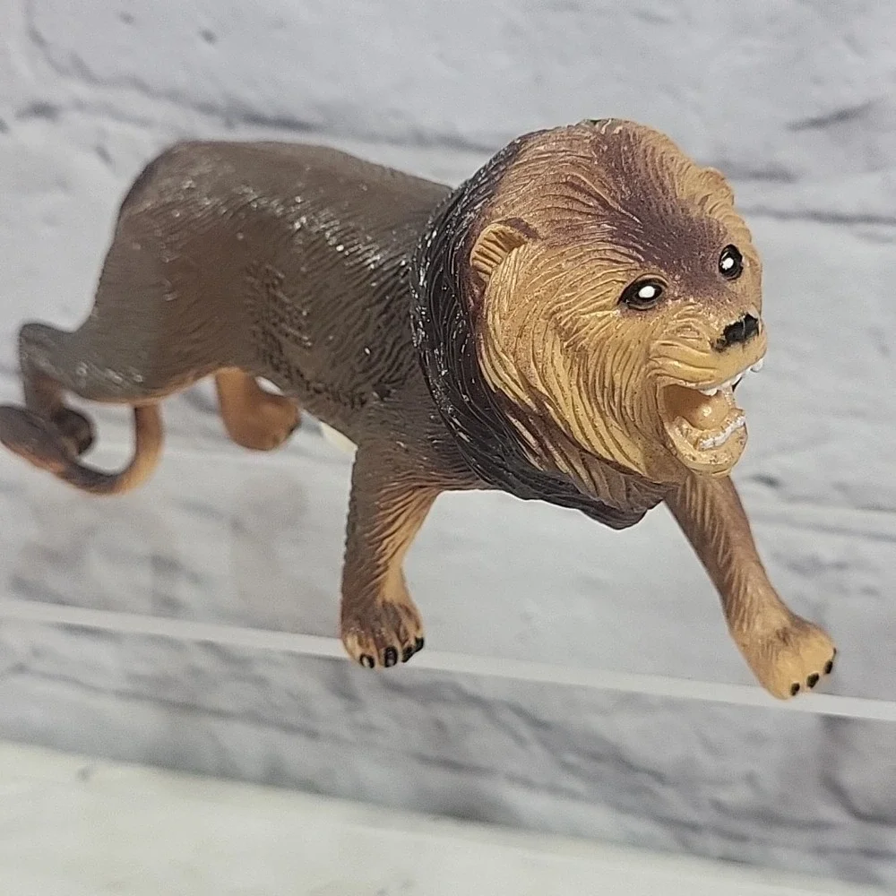 Animal Figures Lion Lot Of 10 Assorted Sizes Some Vintage King Of The‎ Jungle